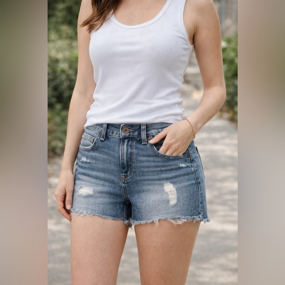 Lucky Brand The Cut Off Denim Shorts Size 8 29 Distressed Raw Hem
